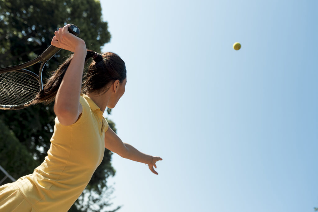 Benefícios dos esportes de raquetes - Fernanda Ens